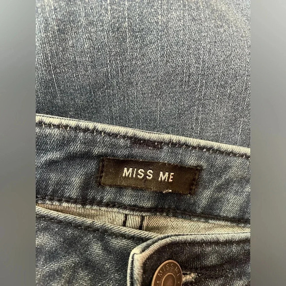 ✨ Miss Me Distressed Stretch Easy Skinny Jeans Size 27 - Picture 13 of 13